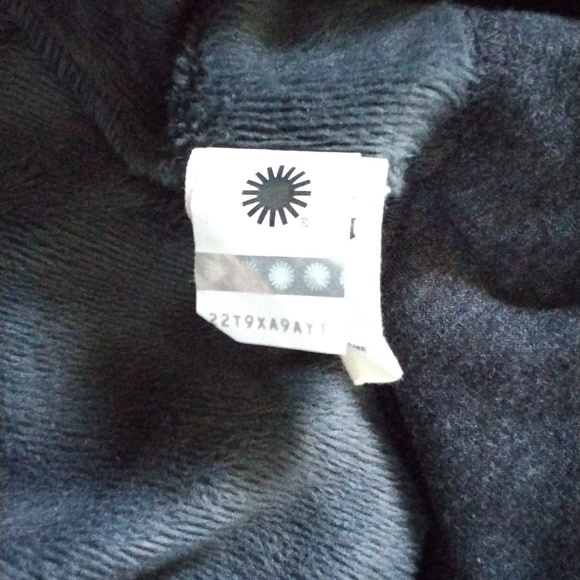 UGG ROBE SIZE S - Picture 8 of 9